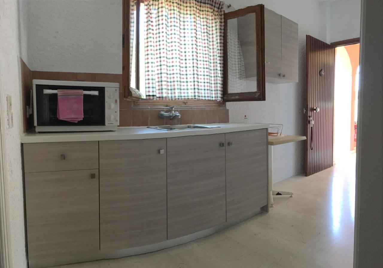Green Corner Villas กูเวีย ภายนอก รูปภาพ